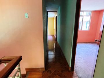 SE VENDE GRAN CASA CON COCHERA - EN ZONA SEGURA DE CARABAYLLO