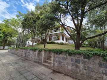 CASA DE VENTA EN CUMBAYA SECTOR SAN FRANCISCO