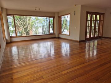 CASA DE VENTA EN CUMBAYA SECTOR SAN FRANCISCO