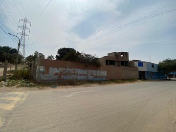 VENTA DE TERRENO EN PLENA ESQUINA – PUENTE PIEDRA – 789.68M2