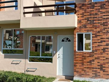 casa con alberca, seguridad y 3 recamaras a 15 min de Cuernavaca