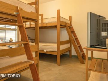 CASA VACACIONAL EN VENTA, San Antonio, Cañete. Km. 84 de la Panamericana Sur.