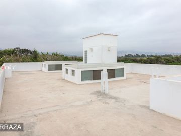 CASA VACACIONAL EN VENTA, San Antonio, Cañete. Km. 84 de la Panamericana Sur.