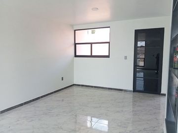 Bonitas y Modernas Casas Nuevas en Venta en Fracc. Margarita, Toyota.