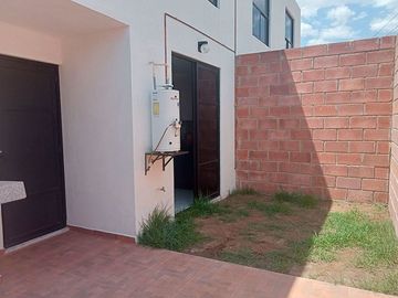 Bonitas y Modernas Casas Nuevas en Venta en Fracc. Margarita, Toyota.