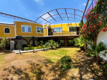 QUINTA CON SALON DE FIESTAS, UN DEPARTAMENTO Y/0 TERRENO PARA CONSTRUIR EN LA GARITA