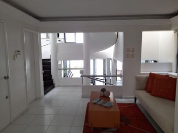 SE VENDE RESIDENCIA EN COSTA DE OROR CON ALBERCA