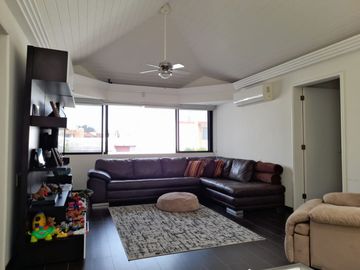 SE VENDE RESIDENCIA EN COSTA DE OROR CON ALBERCA