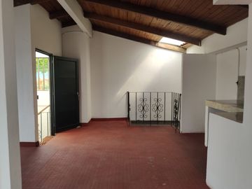 VENTA CASA MELENDEZ 3 PLANTAS INDEPENDIENTES SECTOR SUR