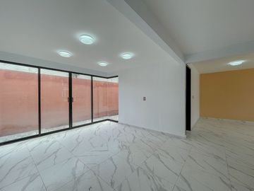 Casa en Venta, Fraccionamiento Quinta de Las Rosas. Tula de Allende, Hidalgo.