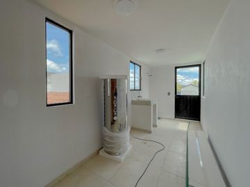 Casa en Venta, Fraccionamiento Quinta de Las Rosas. Tula de Allende, Hidalgo.