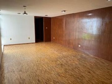 CASA EN VENTA EN PUEBLA, PUE, PRADOS AGUA AZUL, A DOS CUADRAS DE LA 11 SUR, CON OFICINA Y 3 RECÁMARAS