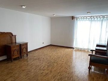CASA EN VENTA EN PUEBLA, PUE, PRADOS AGUA AZUL, A DOS CUADRAS DE LA 11 SUR, CON OFICINA Y 3 RECÁMARAS