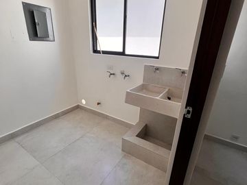 CASA EN RENTA EN ALTARES RESIDENCIAL EN SANTIAGO NUEVO LEON