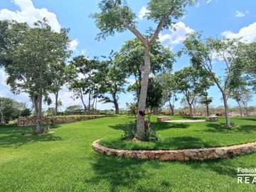 Casa de 3 recámaras en venta, en Privada Residencial con amenidades en Conkal, Yucatán - Entrega noviembre 2024