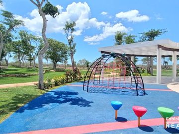 Casa de 3 recámaras en venta, en Privada Residencial con amenidades en Conkal, Yucatán - Entrega noviembre 2024