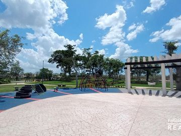 Casa de 3 recámaras en venta, en Privada Residencial con amenidades en Conkal, Yucatán - Entrega noviembre 2024