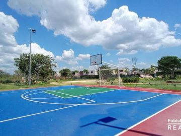 Casa de 3 recámaras en venta, en Privada Residencial con amenidades en Conkal, Yucatán - Entrega noviembre 2024