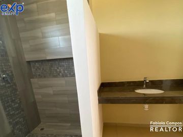 Casa de 3 recámaras en venta, en Privada Residencial con amenidades en Conkal, Yucatán - Entrega noviembre 2024