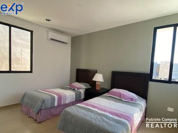 Casa de 3 recámaras en venta, en Privada Residencial con amenidades en Conkal, Yucatán - Entrega noviembre 2024