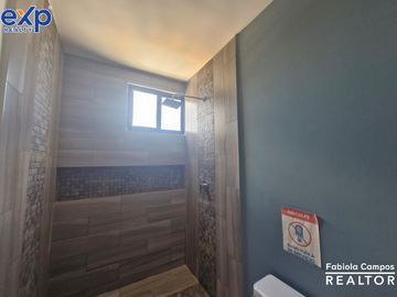 Casa de 2 pisos y 2 recámaras en privada residencial en Caucel - Preventa