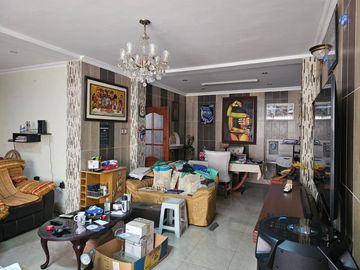Venta de casa rentera de 5 departamentos en la ciudadela URBANOR Een Guayaquil