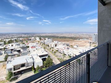 Departamento de 2 recamaras de 77m2 en 3,383,000 en Lomas del Tec! Precio Inigualable!