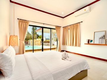 sale  Pool Villa pranburi