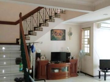 Dijual Rumah Pakuwon Indah Villa Valensia Surabaya Barat Lontar Murah