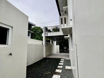 Brand New 4-Bedroom House and Lot for Sale in Sun Valley, Paranaque near SM Bicutan