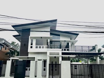 Brand New 4-Bedroom House and Lot for Sale in Sun Valley, Paranaque near SM Bicutan