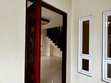 Brand New 4-Bedroom House and Lot for Sale in Sun Valley, Paranaque near SM Bicutan