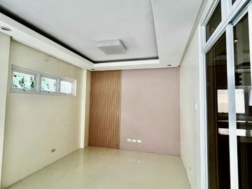 Brand New 4-Bedroom House and Lot for Sale in Sun Valley, Paranaque near SM Bicutan