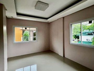 Brand New 4-Bedroom House and Lot for Sale in Sun Valley, Paranaque near SM Bicutan