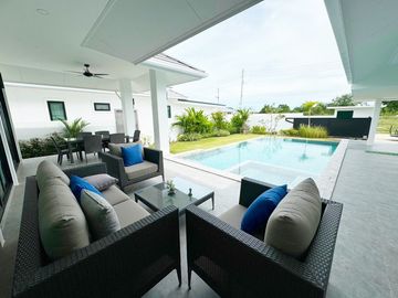 sale pool villa Hua-Hin