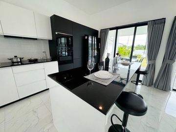 sale pool villa Hua-Hin