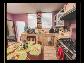 Casa en Urdesa Norte en Venta