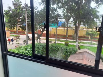 Hermoso, espacioso y remodelado dúplex en Mirones- Ideal inversionistas