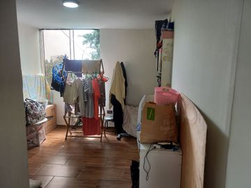Hermoso, espacioso y remodelado dúplex en Mirones- Ideal inversionistas