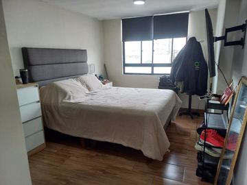 Hermoso, espacioso y remodelado dúplex en Mirones- Ideal inversionistas