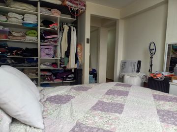 Hermoso, espacioso y remodelado dúplex en Mirones- Ideal inversionistas