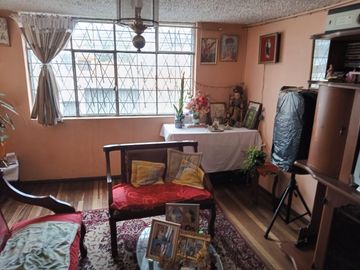 SE VENDE CASA RENTERA con 3 amplios mini departamentos EL RECREO 98000$