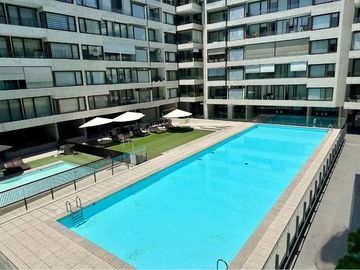 DEPTO Providencia – Pocuro 3D, 3B, Family Room, 2 Estacionamientos y Bodega. Vista Despejada!!