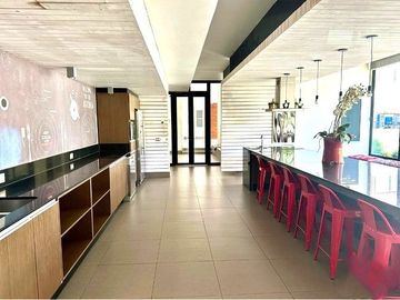 DEPTO Providencia – Pocuro 3D, 3B, Family Room, 2 Estacionamientos y Bodega. Vista Despejada!!