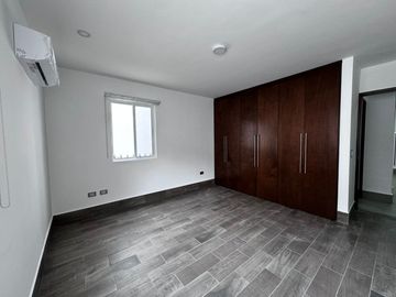 DEPARTAMENTO EN VENTA CUMBRES 3ER SECTOR