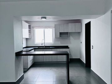 DEPARTAMENTO EN VENTA CUMBRES 3ER SECTOR