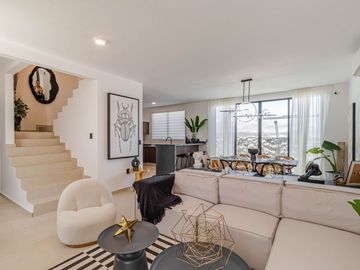 CASA CON ALBERCA EN RESIDENCIAL CON SEGURIDAD AL SUR DE CUERNAVACA EN VENTA