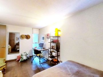 Se Vende Moderno Triplex Ubicado En Providencia, 2 Est Y Bod