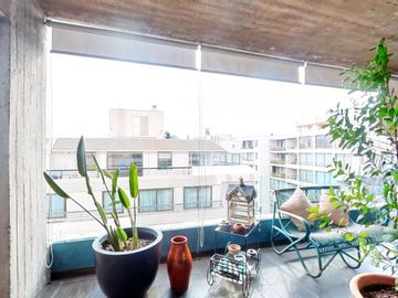 Se Vende Moderno Triplex Ubicado En Providencia, 2 Est Y Bod