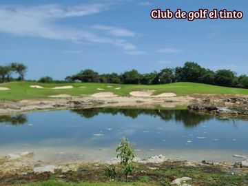 Departamento con terraza, alberca, kids club,  parques y casa club, Quintana Roo Mexico. Fase 1
